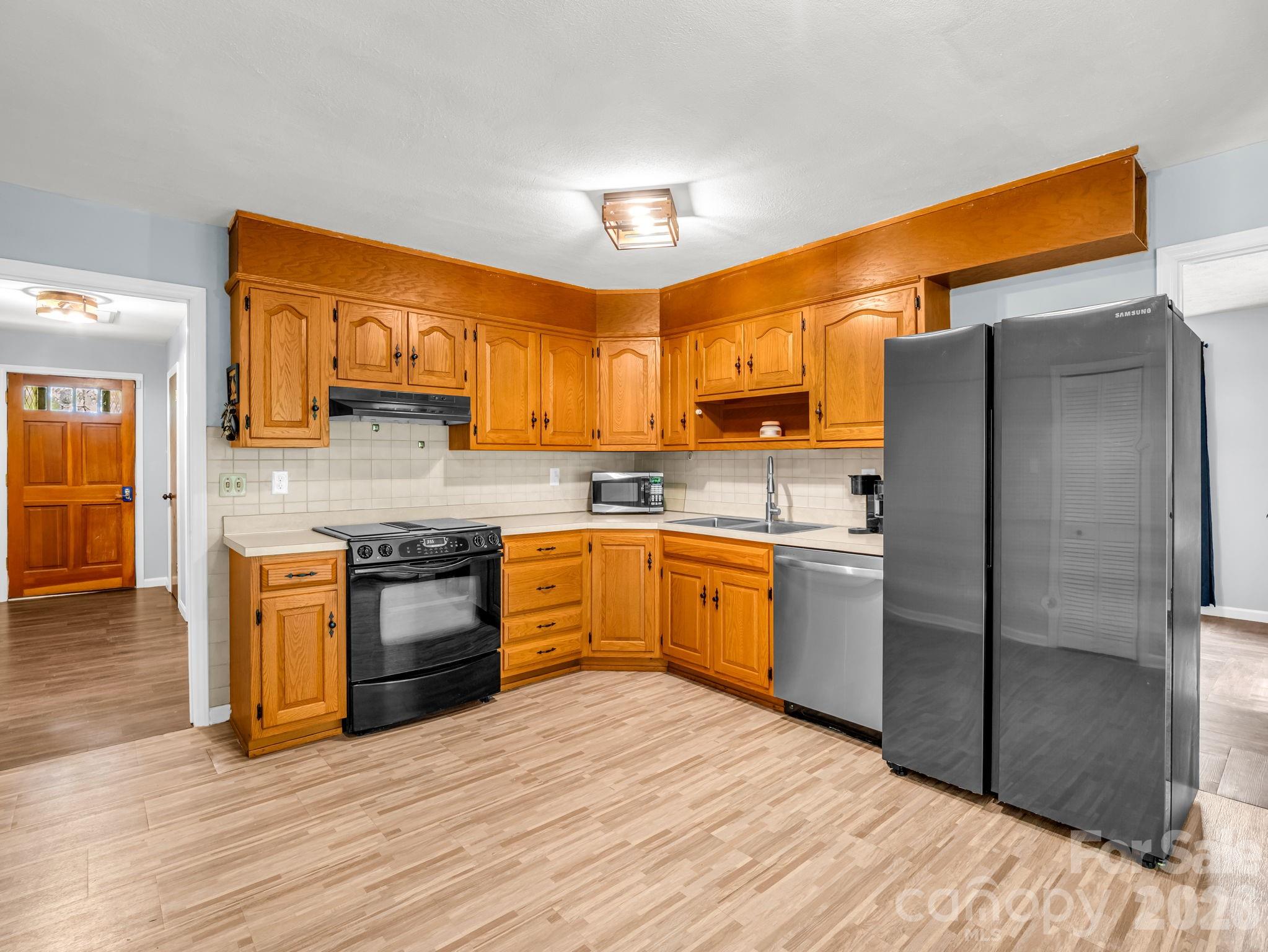 92 Greenwood Acres Drive Mills River NC 28759