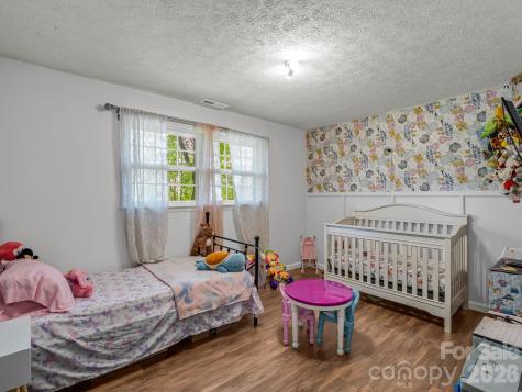 92 Greenwood Acres Drive Mills River NC 28759