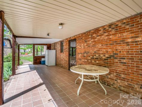 92 Greenwood Acres Drive Mills River NC 28759