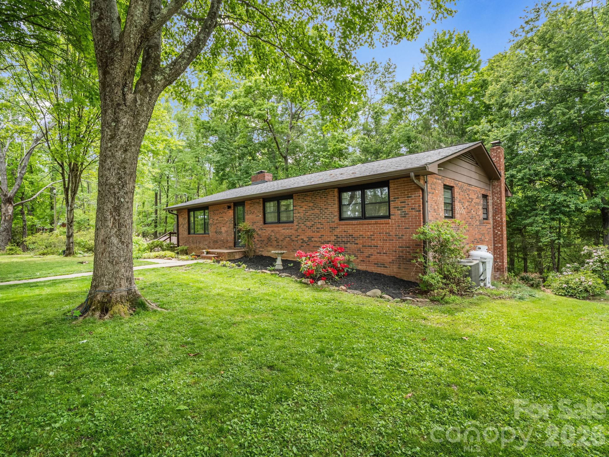 92 Greenwood Acres Drive Mills River NC 28759