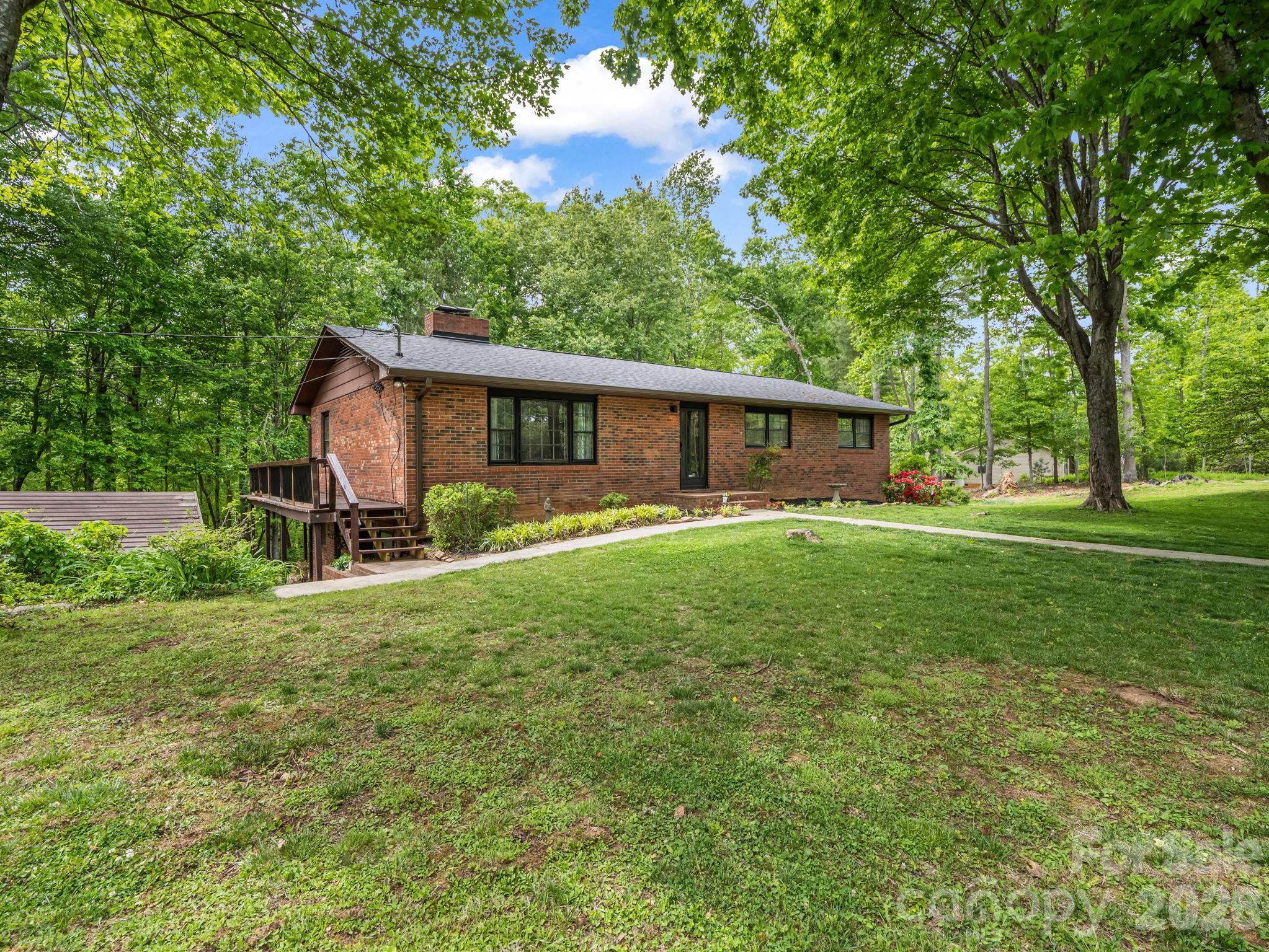 92 Greenwood Acres Drive Mills River NC 28759