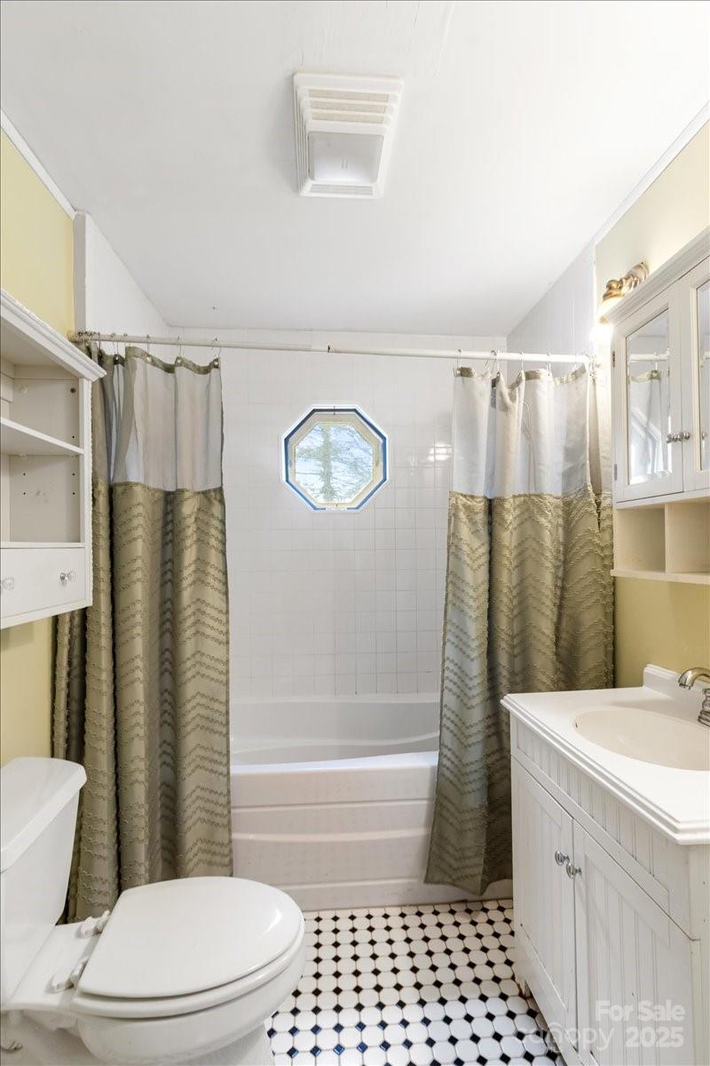 11 Fishers Mill Road Arden NC 28704