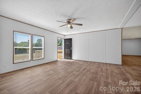 245 Harvick Lane Lexington NC 27292