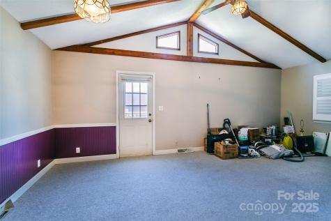 75 Hawthorne Drive Brevard NC 28712