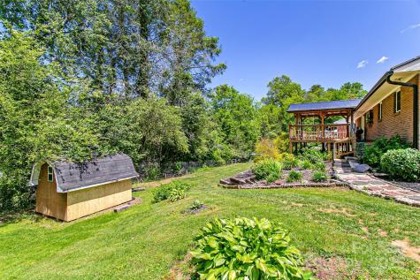75 Hawthorne Drive Brevard NC 28712