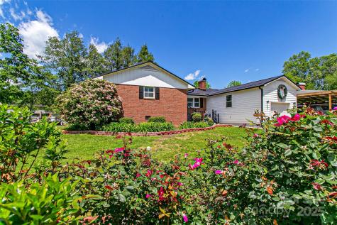 75 Hawthorne Drive Brevard NC 28712