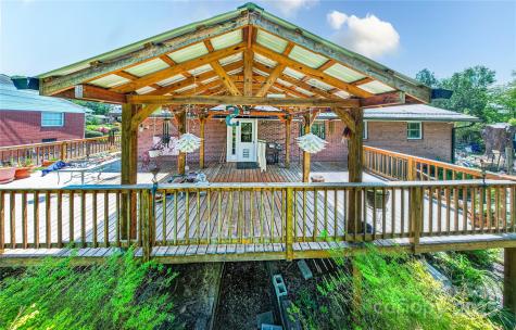 75 Hawthorne Drive Brevard NC 28712
