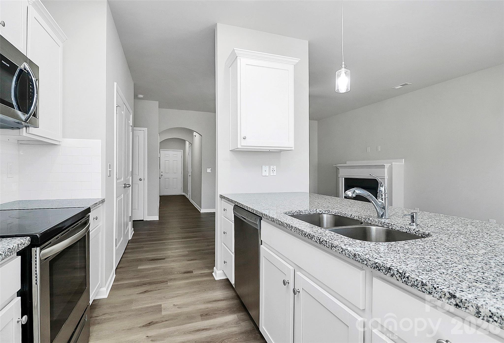 7113 Somerford Road Charlotte NC 28215