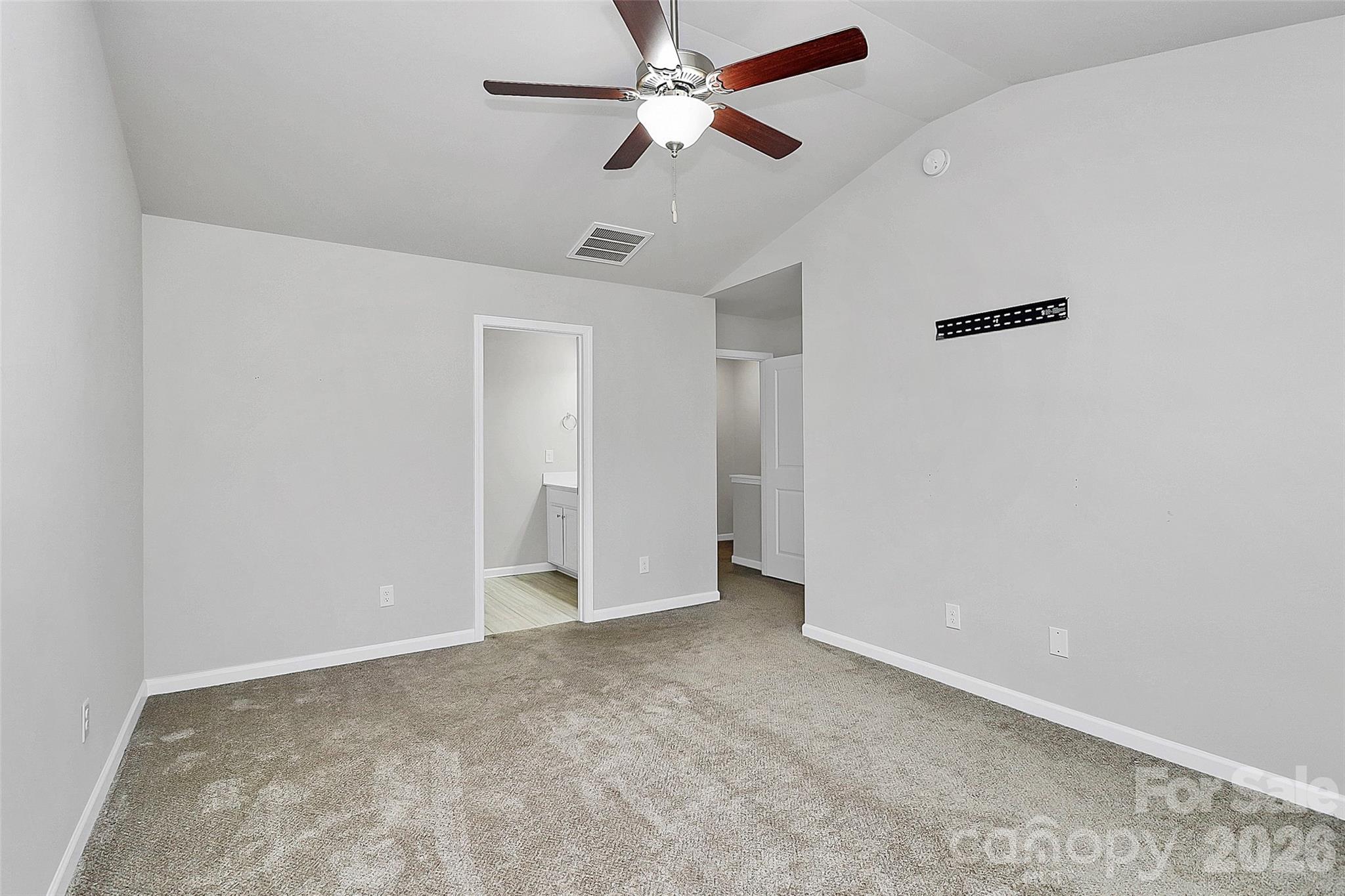 7113 Somerford Road Charlotte NC 28215