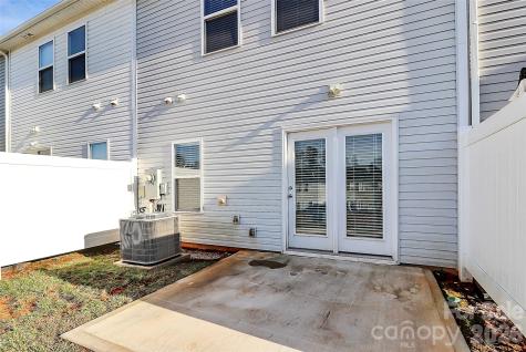 7113 Somerford Road Charlotte NC 28215