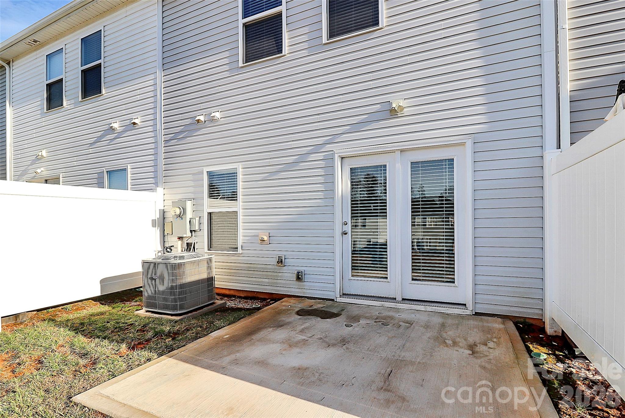 7113 Somerford Road Charlotte NC 28215