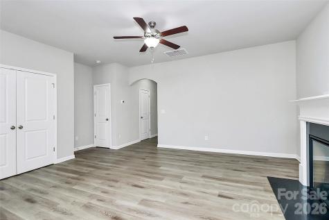 7113 Somerford Road Charlotte NC 28215