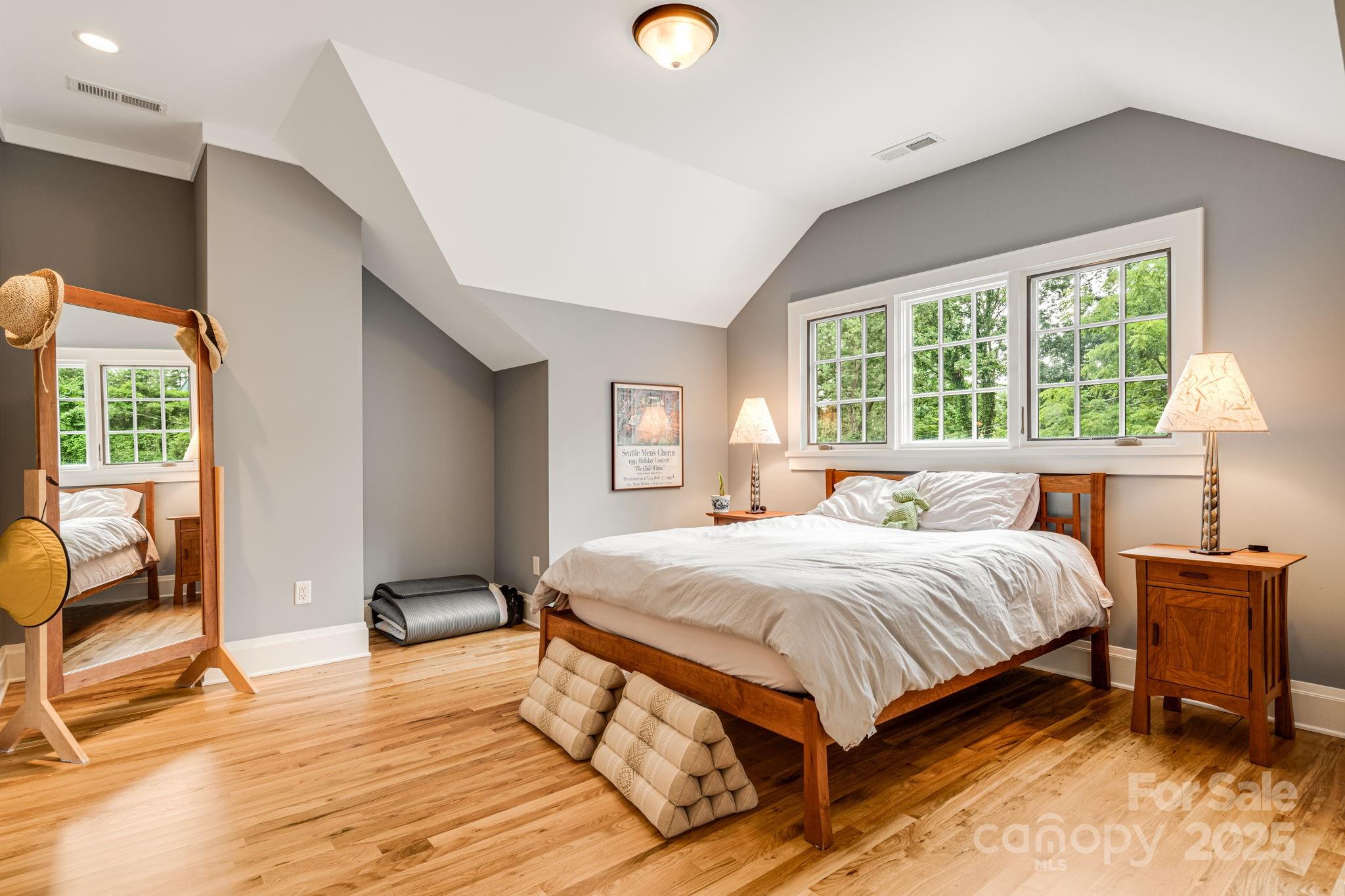 7 Kenilwood Place Asheville NC 28803