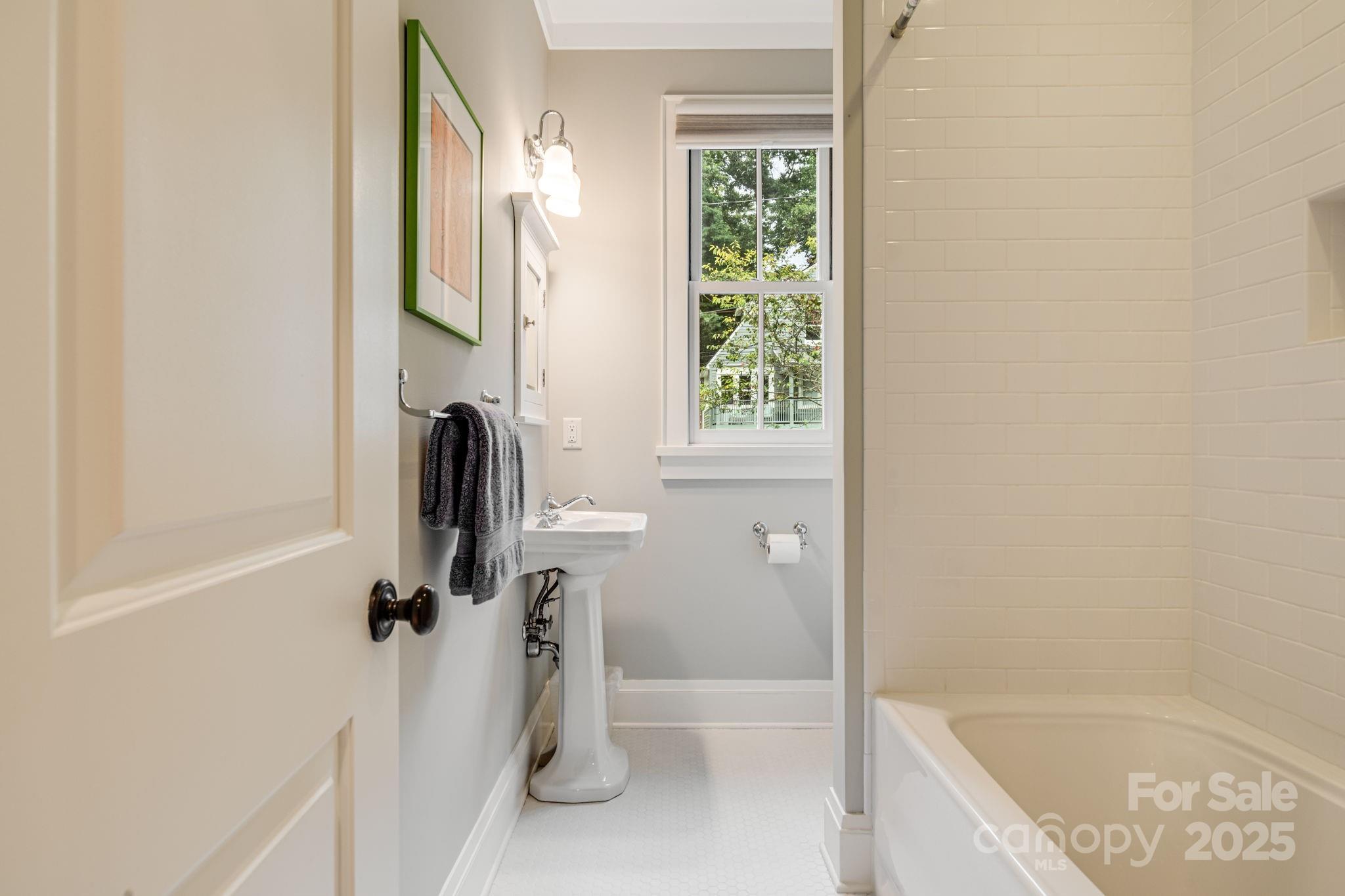 7 Kenilwood Place Asheville NC 28803