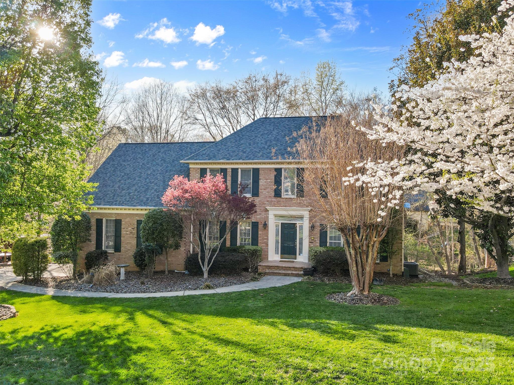 5309 Silchester Lane Charlotte NC 28215