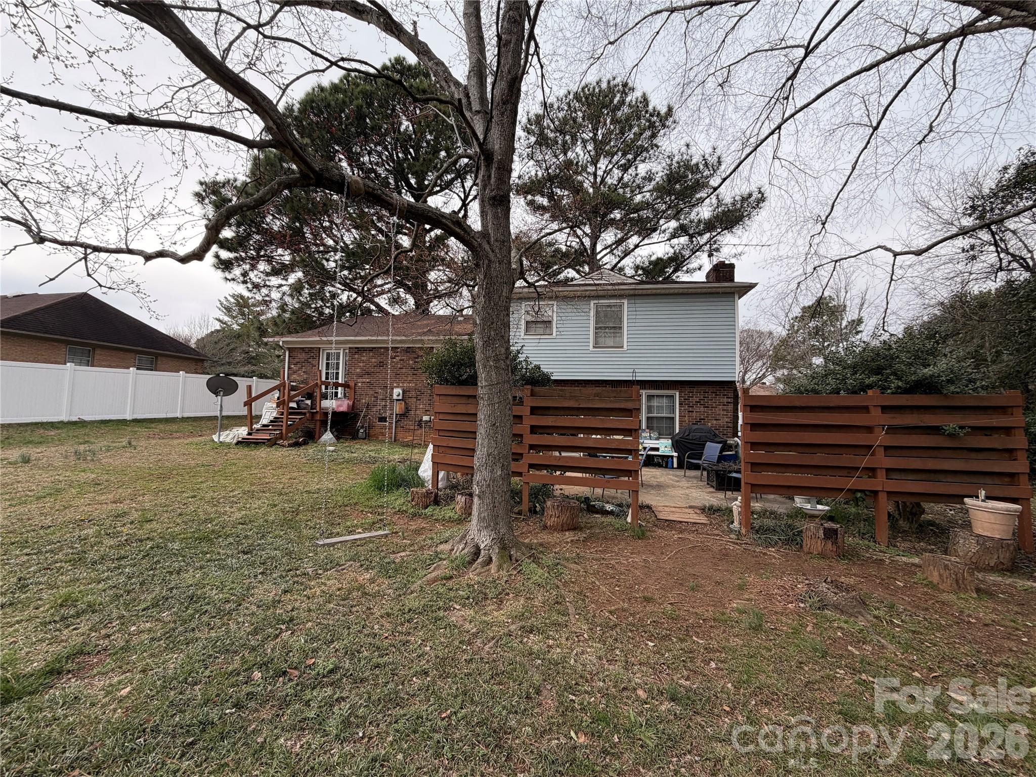 6215 Farm Pond Lane Charlotte NC 28212