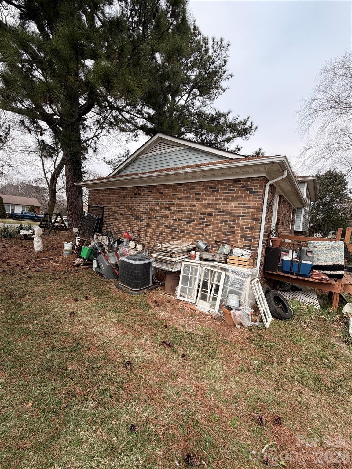 6215 Farm Pond Lane Charlotte NC 28212