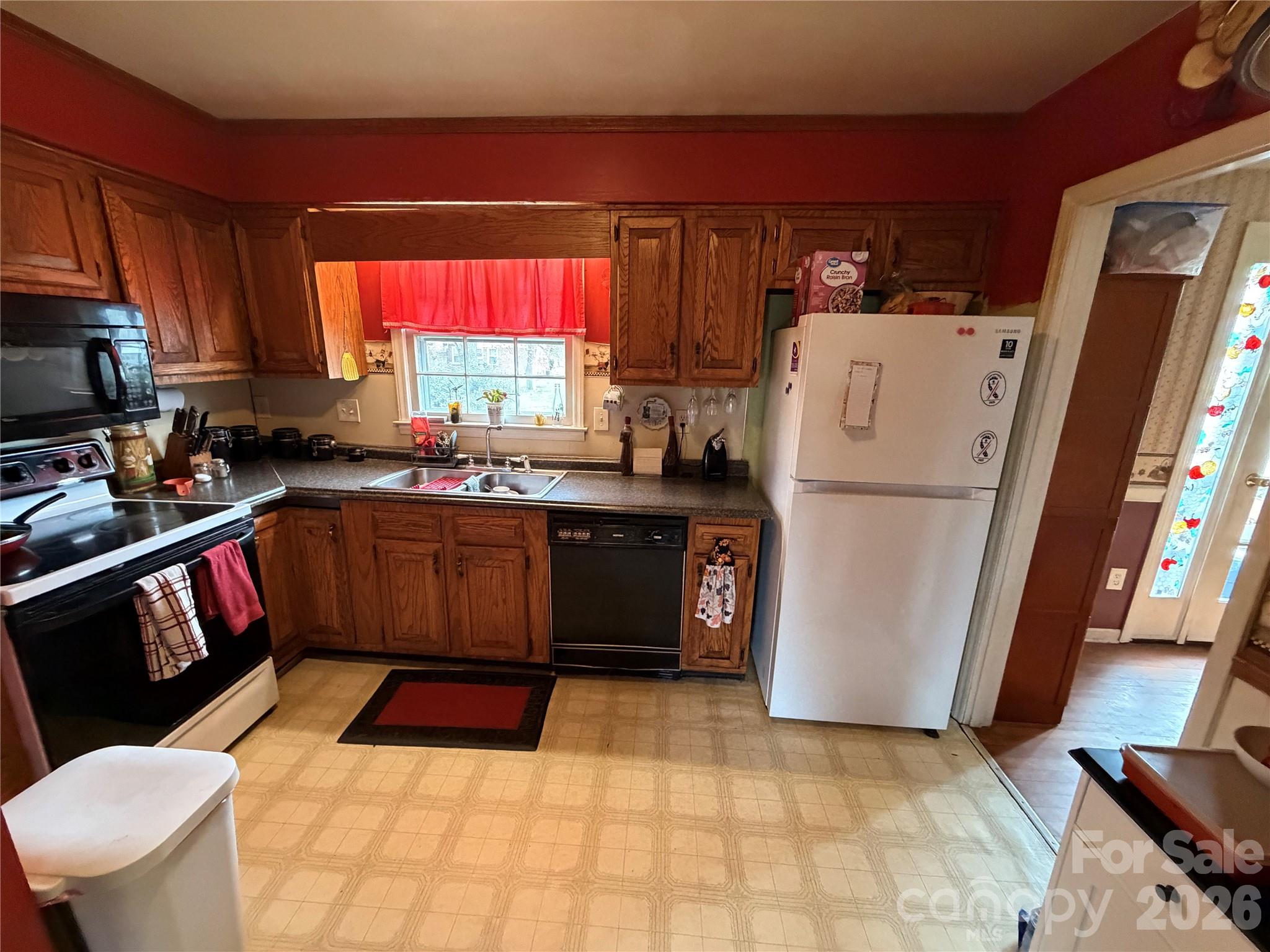 6215 Farm Pond Lane Charlotte NC 28212