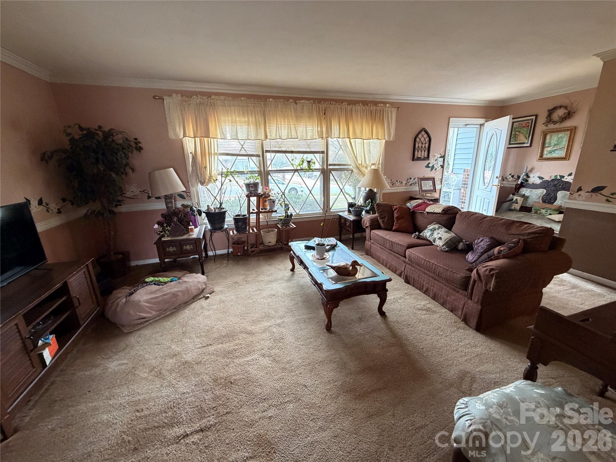 6215 Farm Pond Lane Charlotte NC 28212
