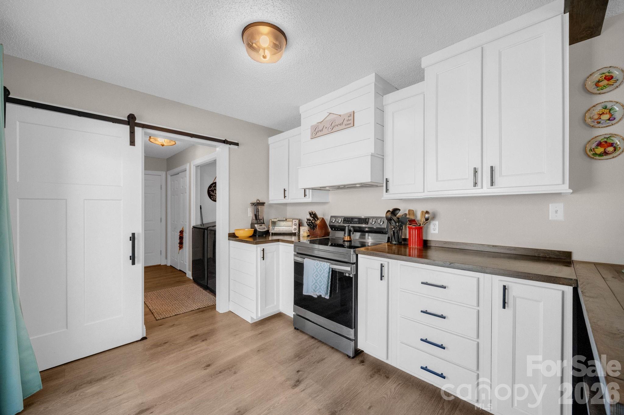 2581 Double Island Road Burnsville NC 28740