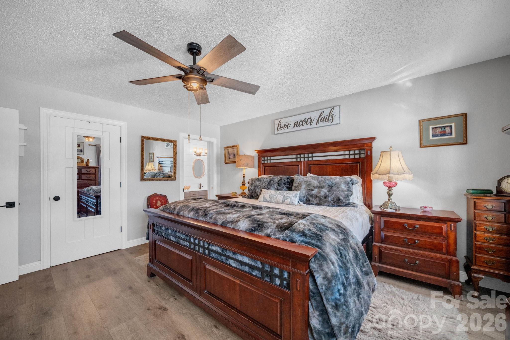 2581 Double Island Road Burnsville NC 28740