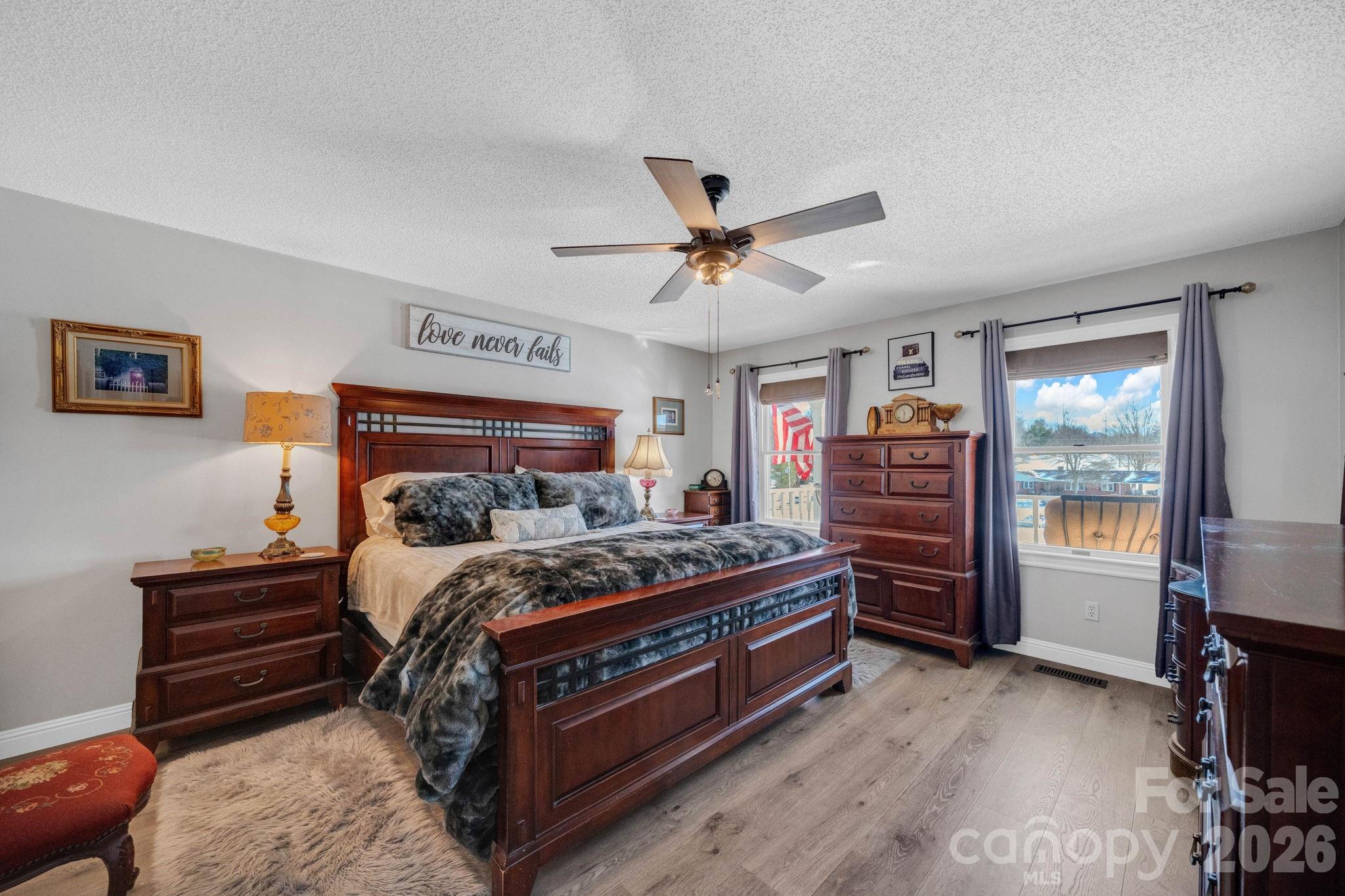 2581 Double Island Road Burnsville NC 28740