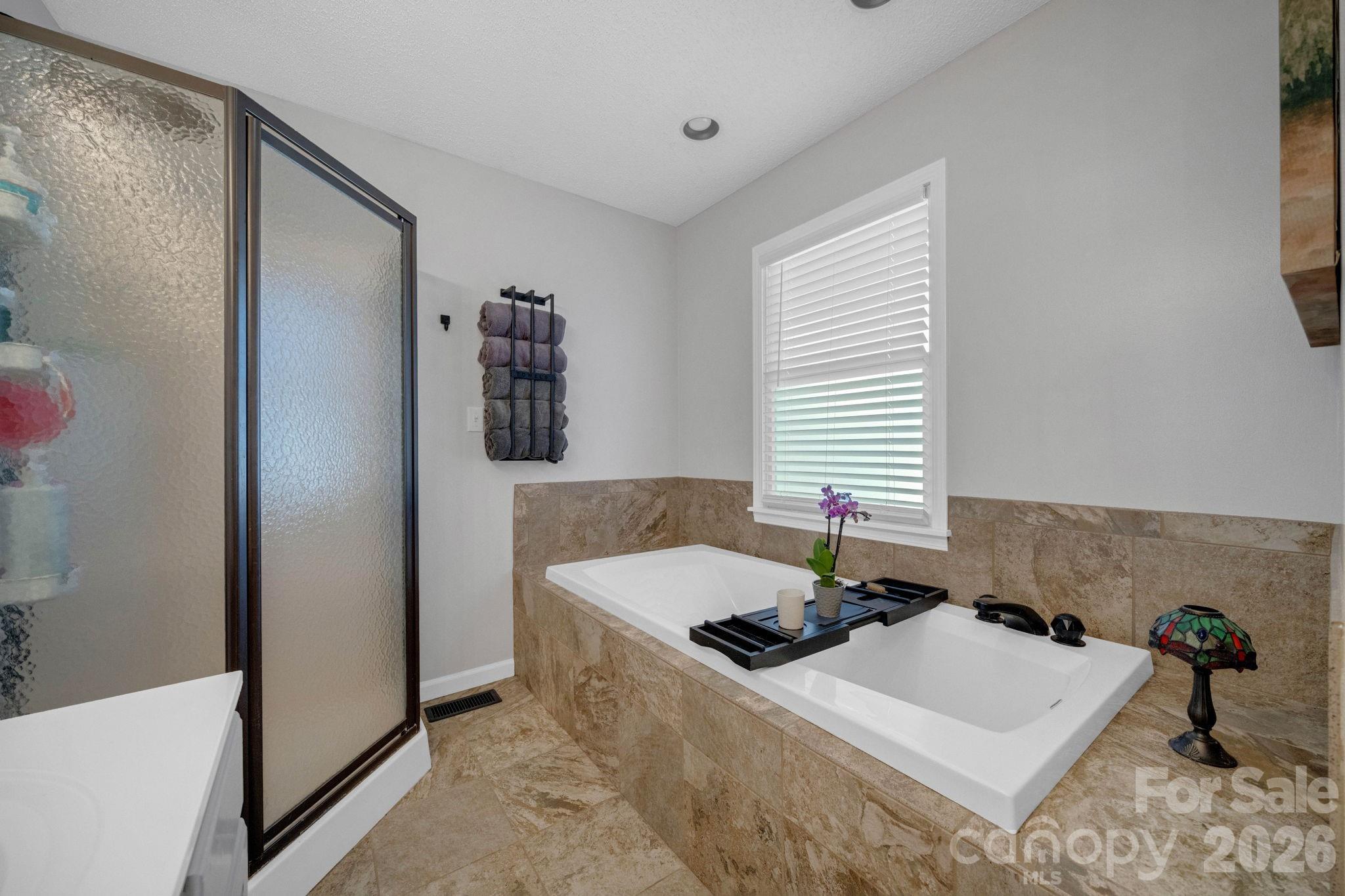 2581 Double Island Road Burnsville NC 28740