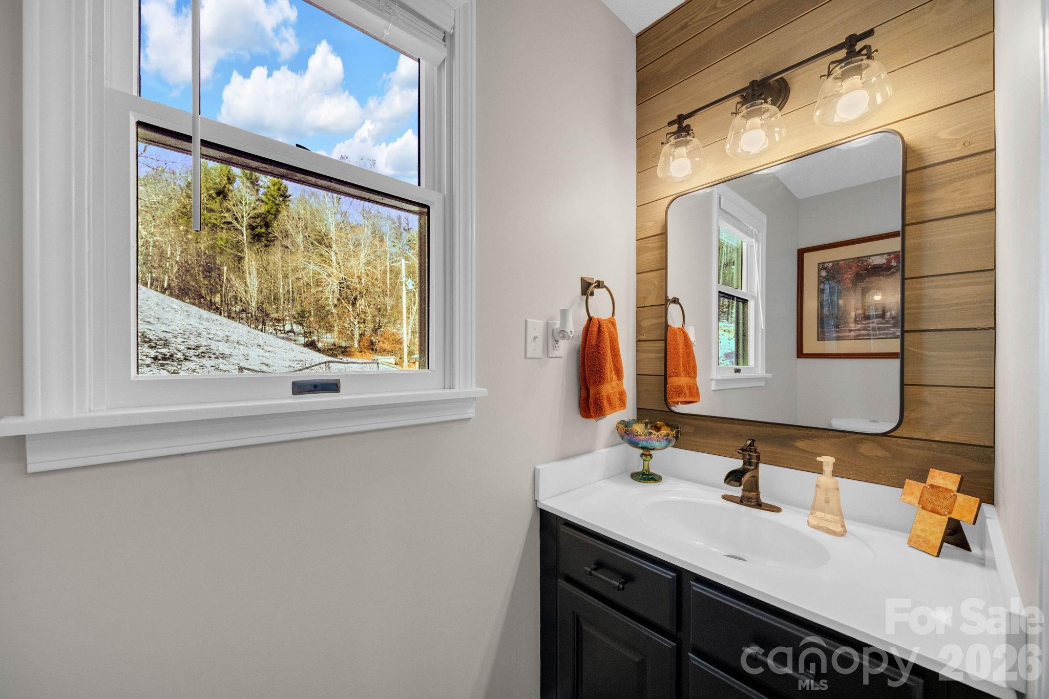 2581 Double Island Road Burnsville NC 28740