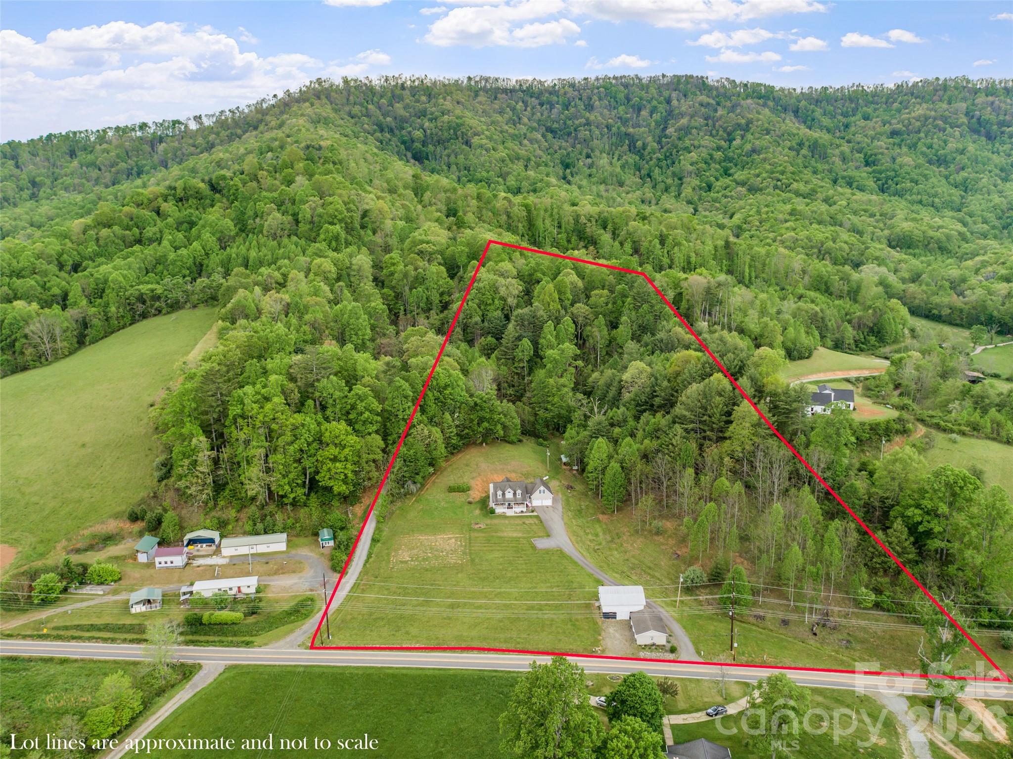2581 Double Island Road Burnsville NC 28740