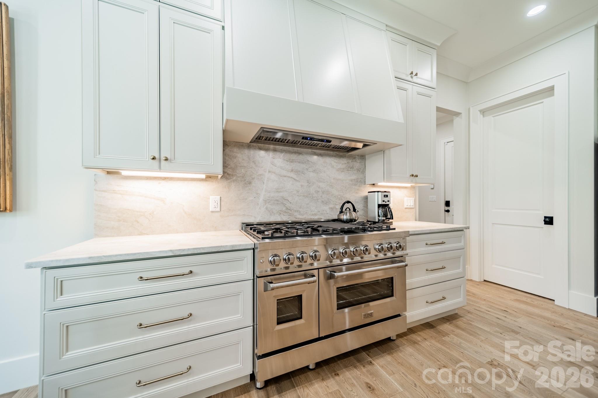 3319 Gresham Place Charlotte NC 28211