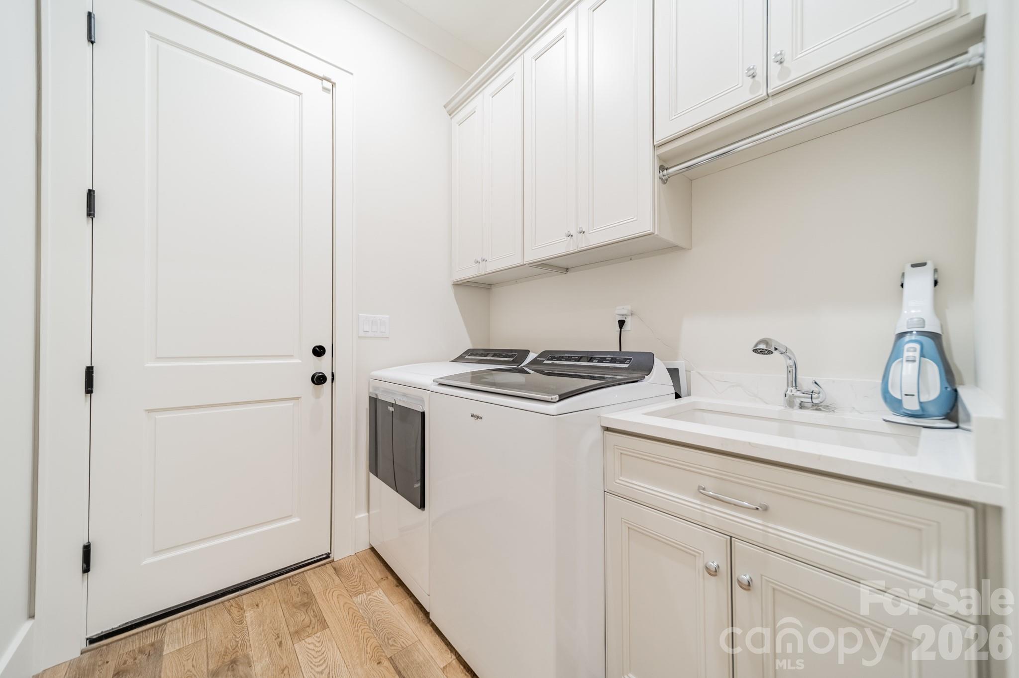 3319 Gresham Place Charlotte NC 28211