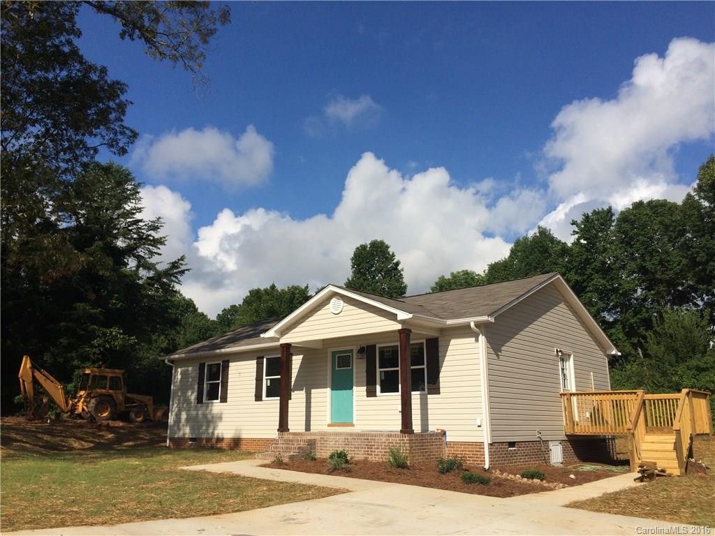 5071 Clearwater Lake Road Mount Holly NC 28120