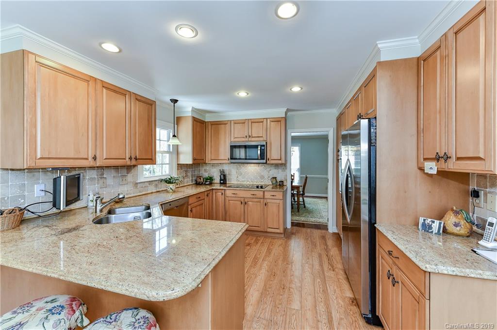 2349 Hopecrest Drive Charlotte NC 28210
