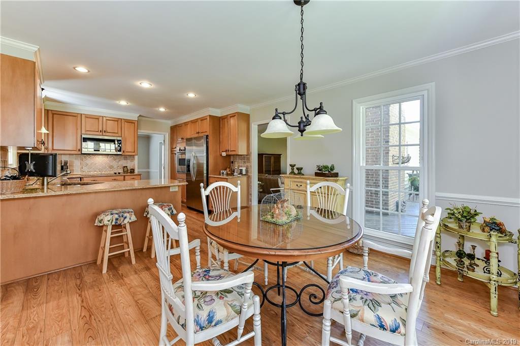 2349 Hopecrest Drive Charlotte NC 28210