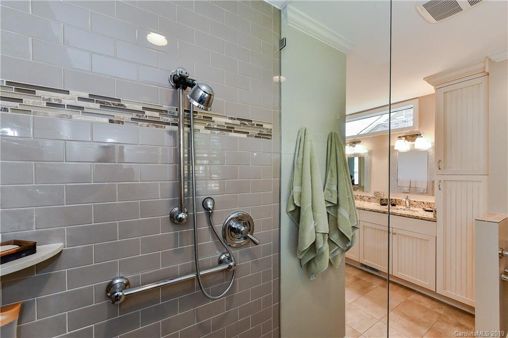 2349 Hopecrest Drive Charlotte NC 28210