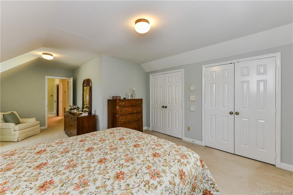 2349 Hopecrest Drive Charlotte NC 28210