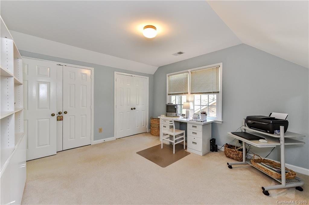 2349 Hopecrest Drive Charlotte NC 28210