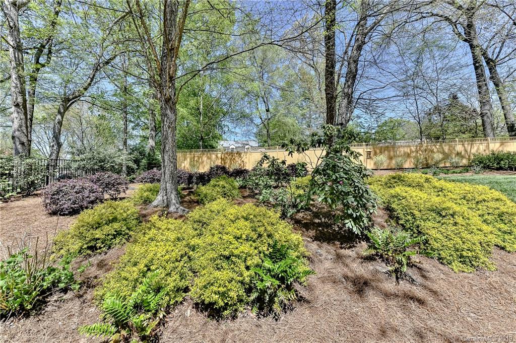2349 Hopecrest Drive Charlotte NC 28210