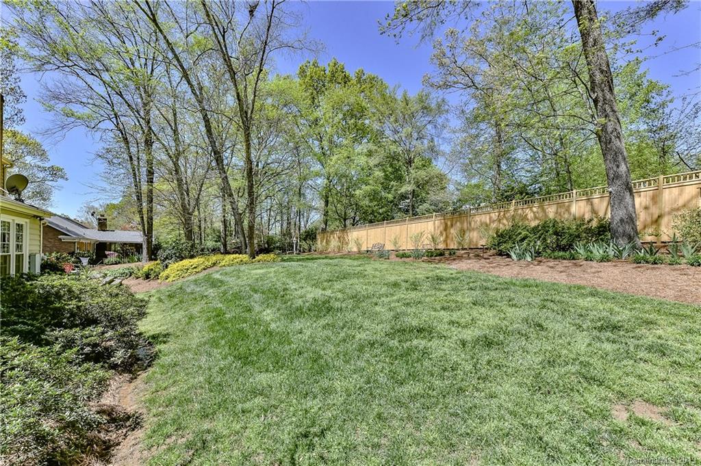 2349 Hopecrest Drive Charlotte NC 28210