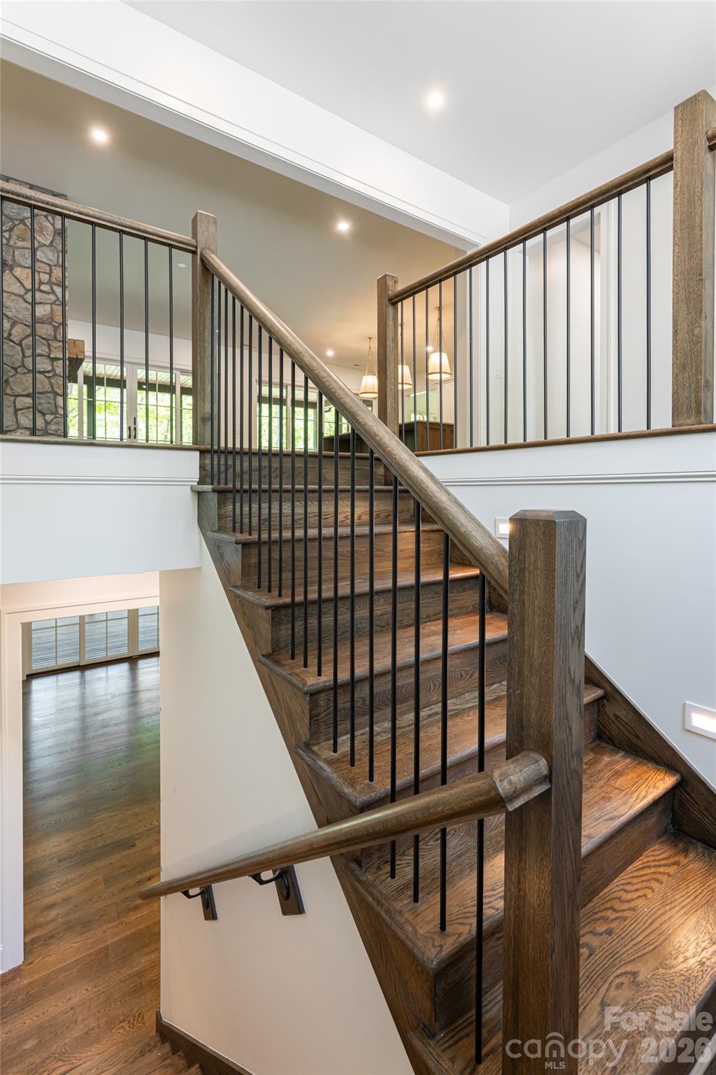 99 Little Cherokee Ridge Hendersonville NC 28739