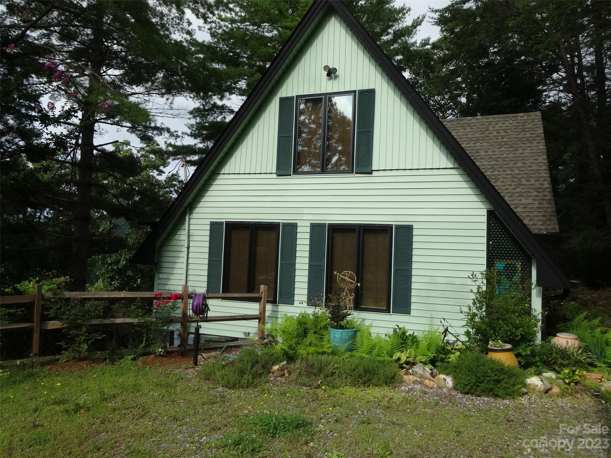 2 Quinn Court Asheville NC 28805