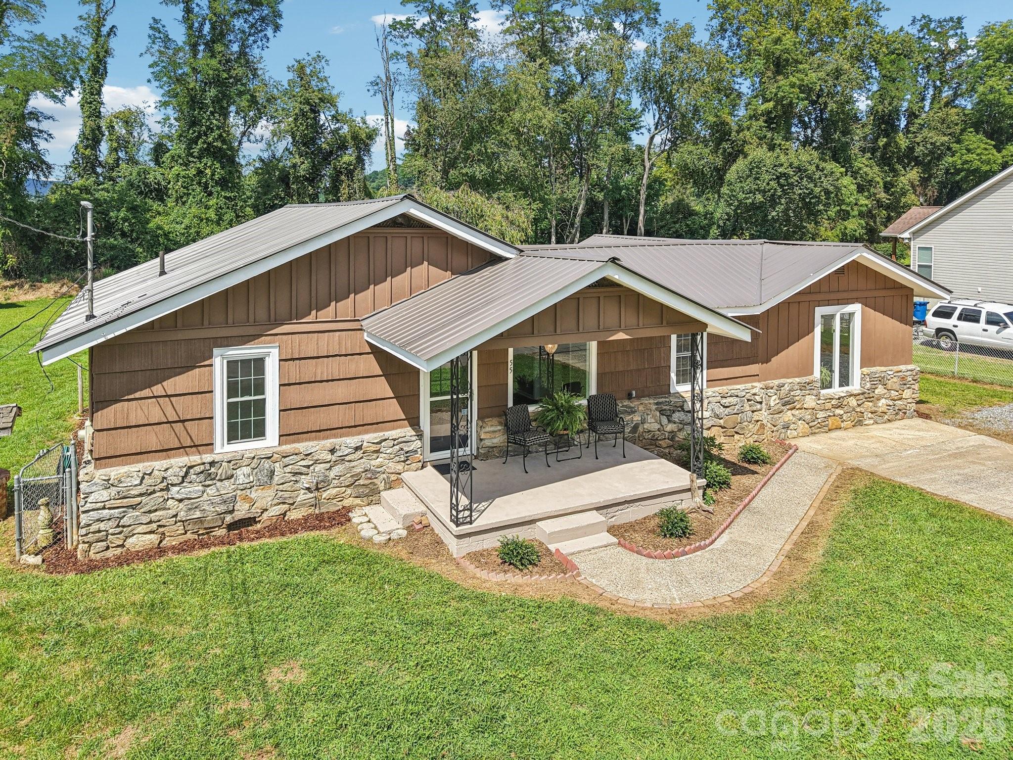 55 Polk Street Waynesville NC 28786