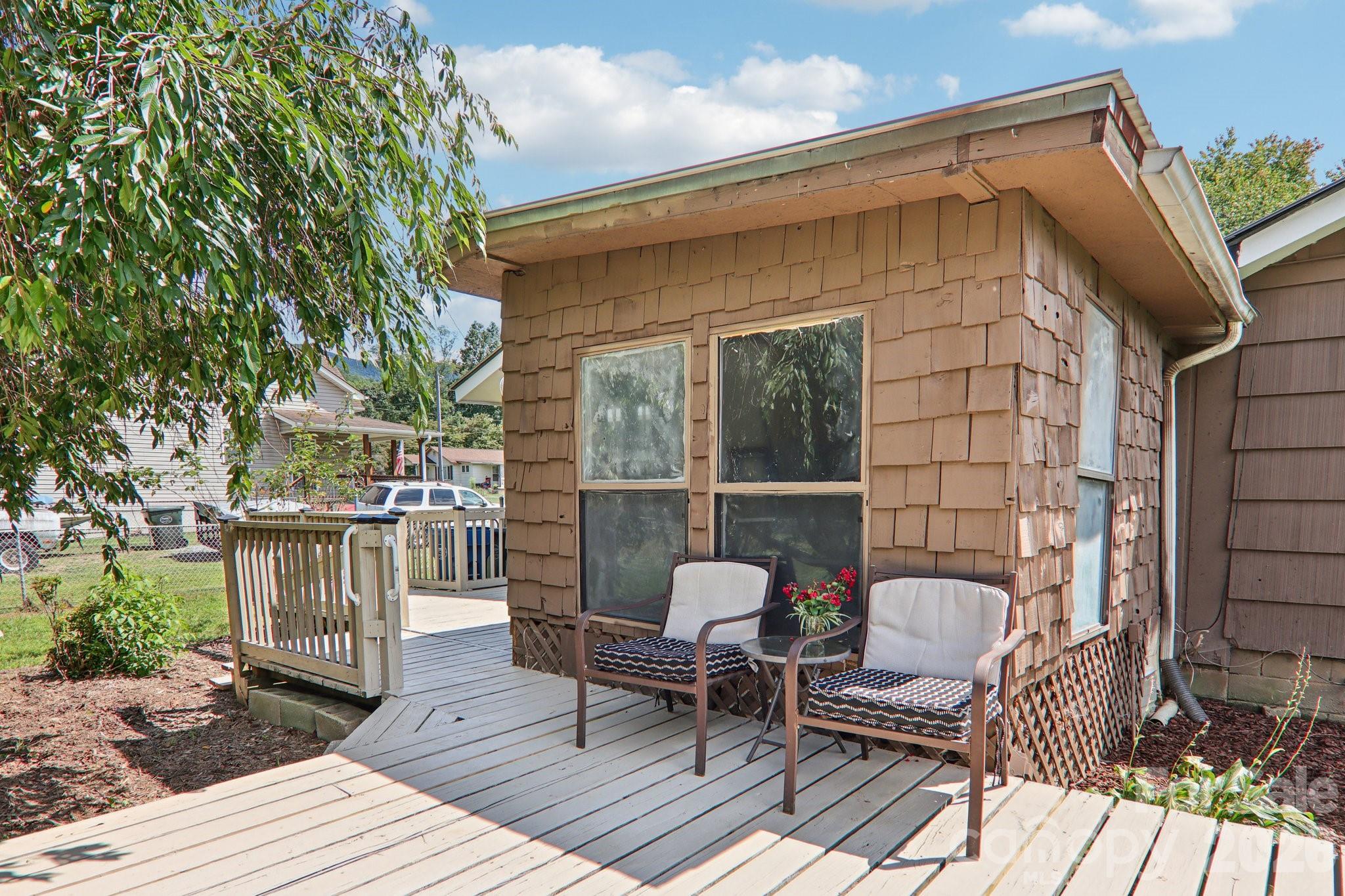 55 Polk Street Waynesville NC 28786