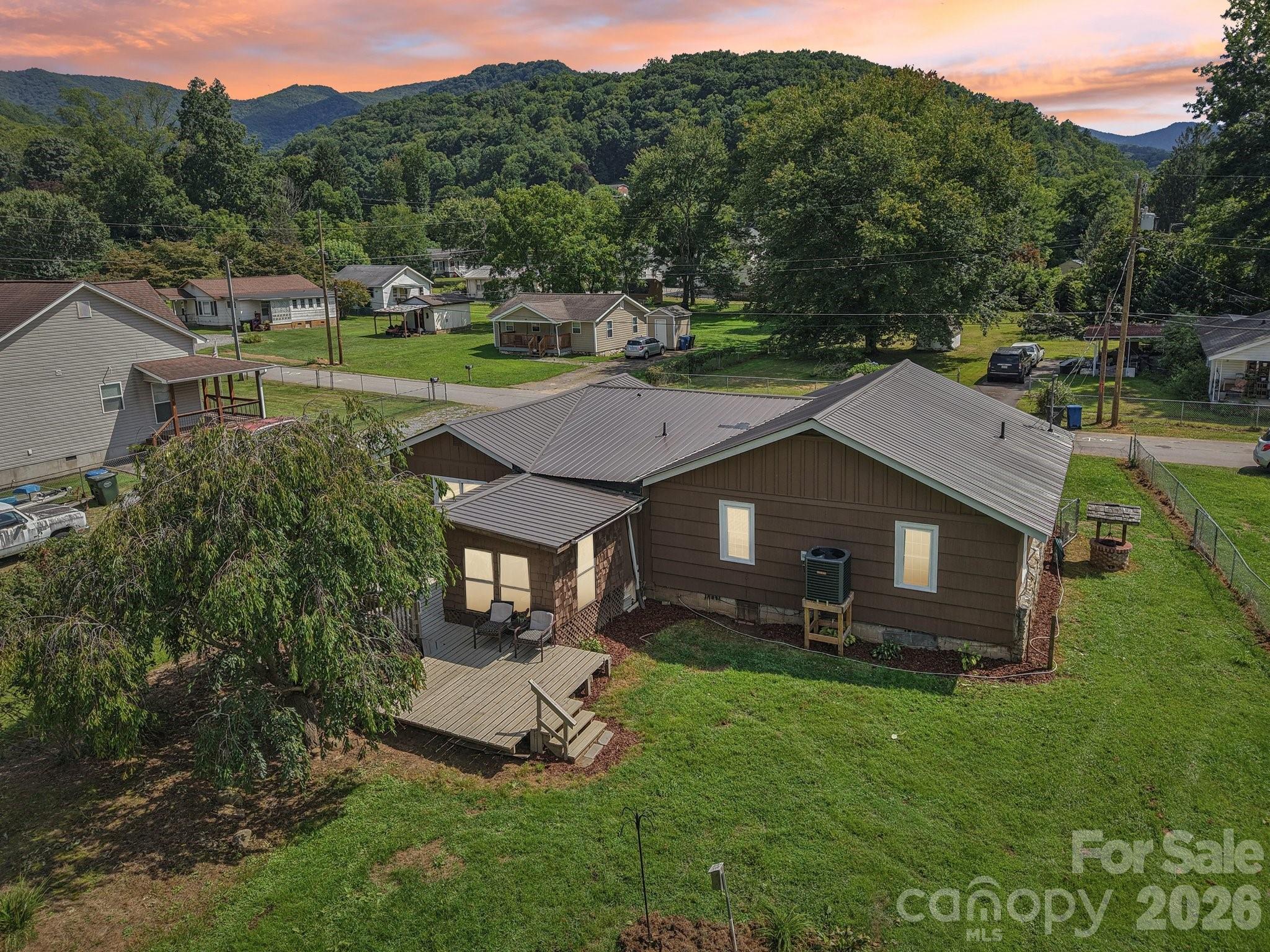 55 Polk Street Waynesville NC 28786