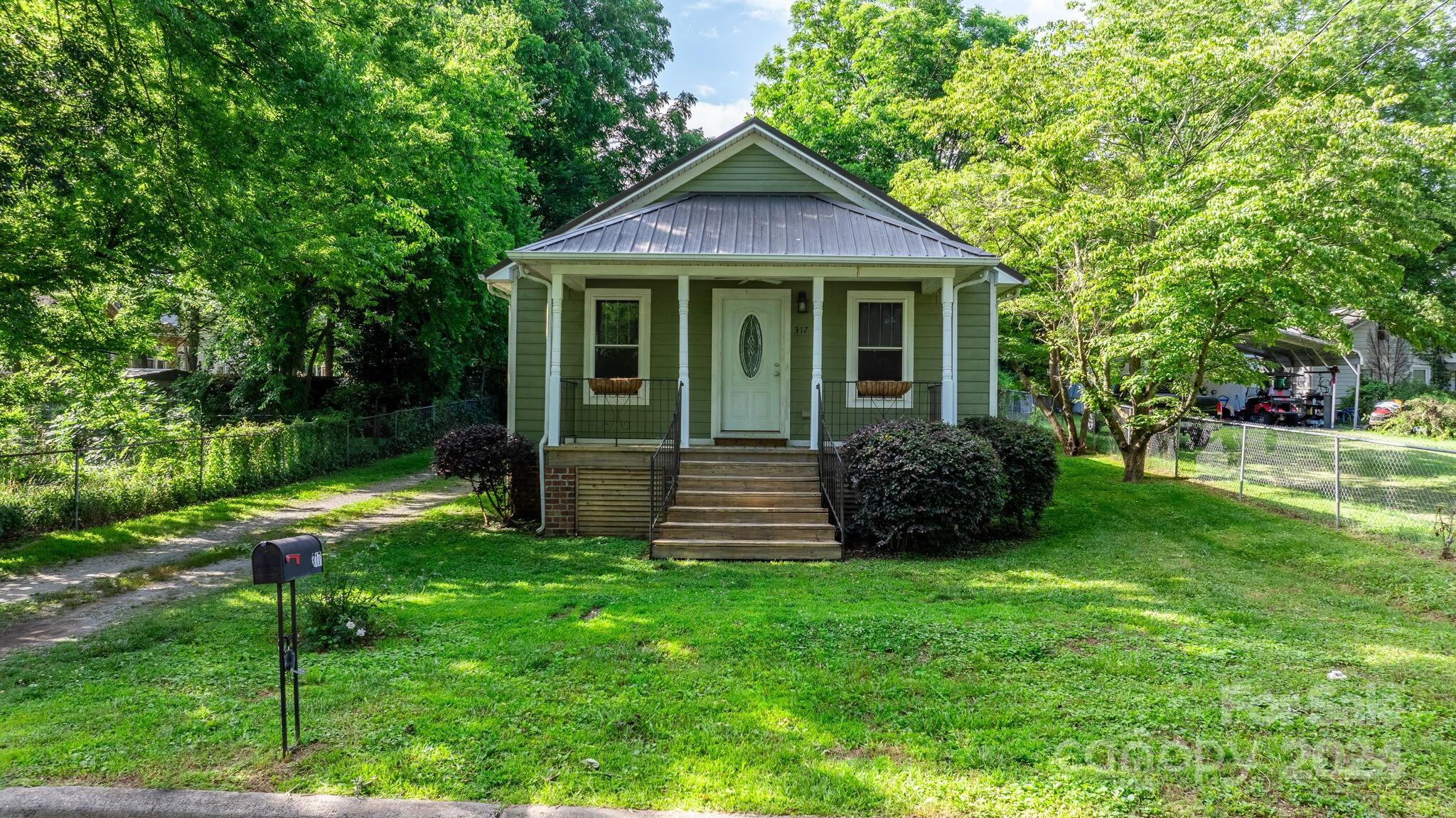 317 W Pine Street Lincolnton NC 28092