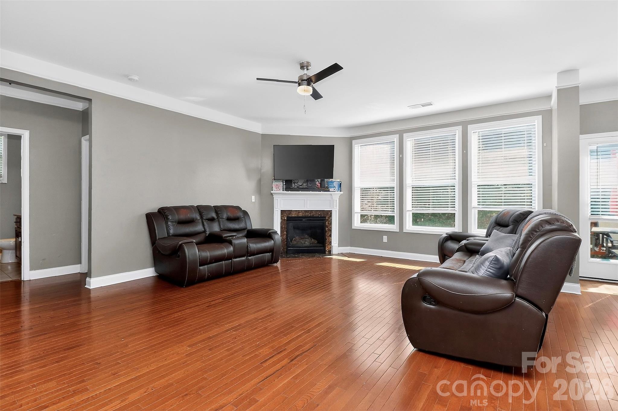 5033 El Molino Drive Charlotte NC 28214