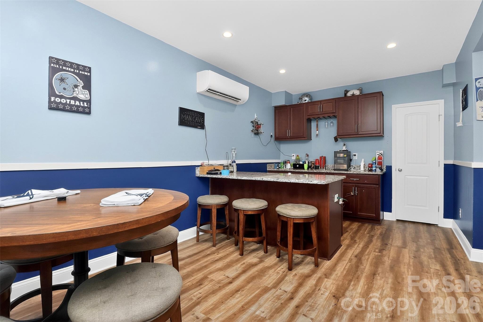 5033 El Molino Drive Charlotte NC 28214