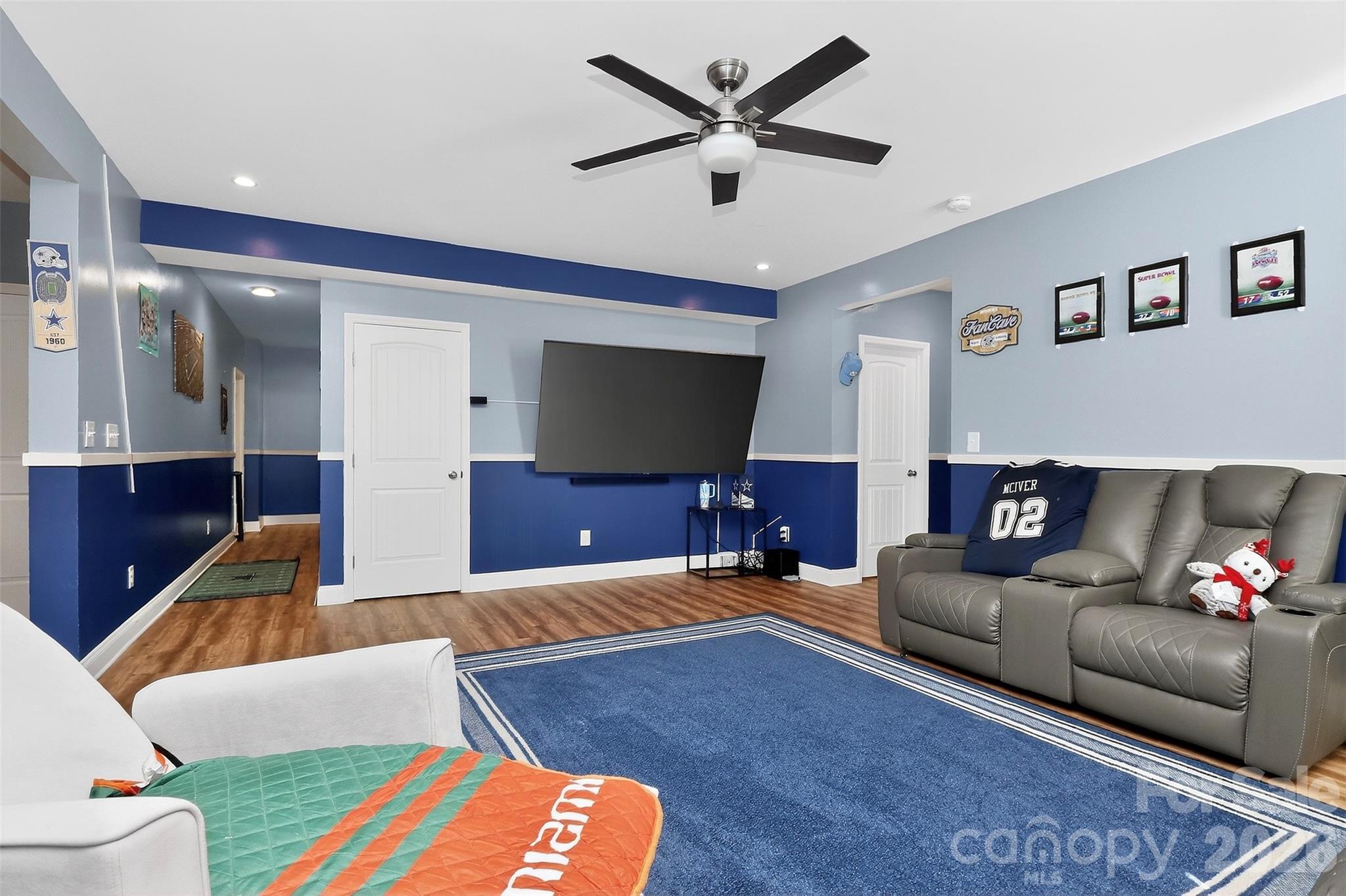 5033 El Molino Drive Charlotte NC 28214