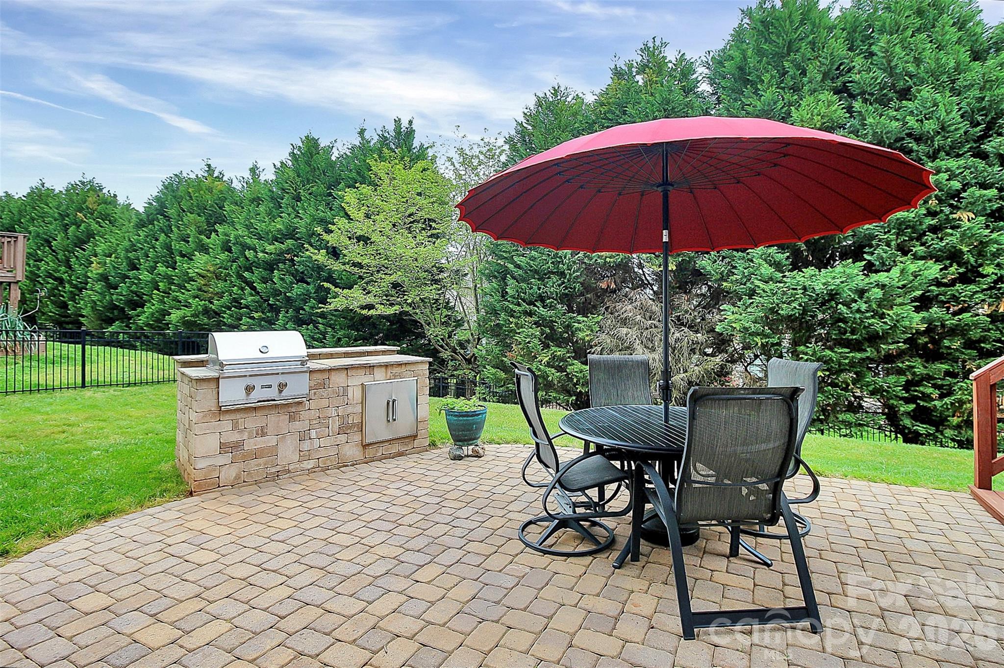 5033 El Molino Drive Charlotte NC 28214