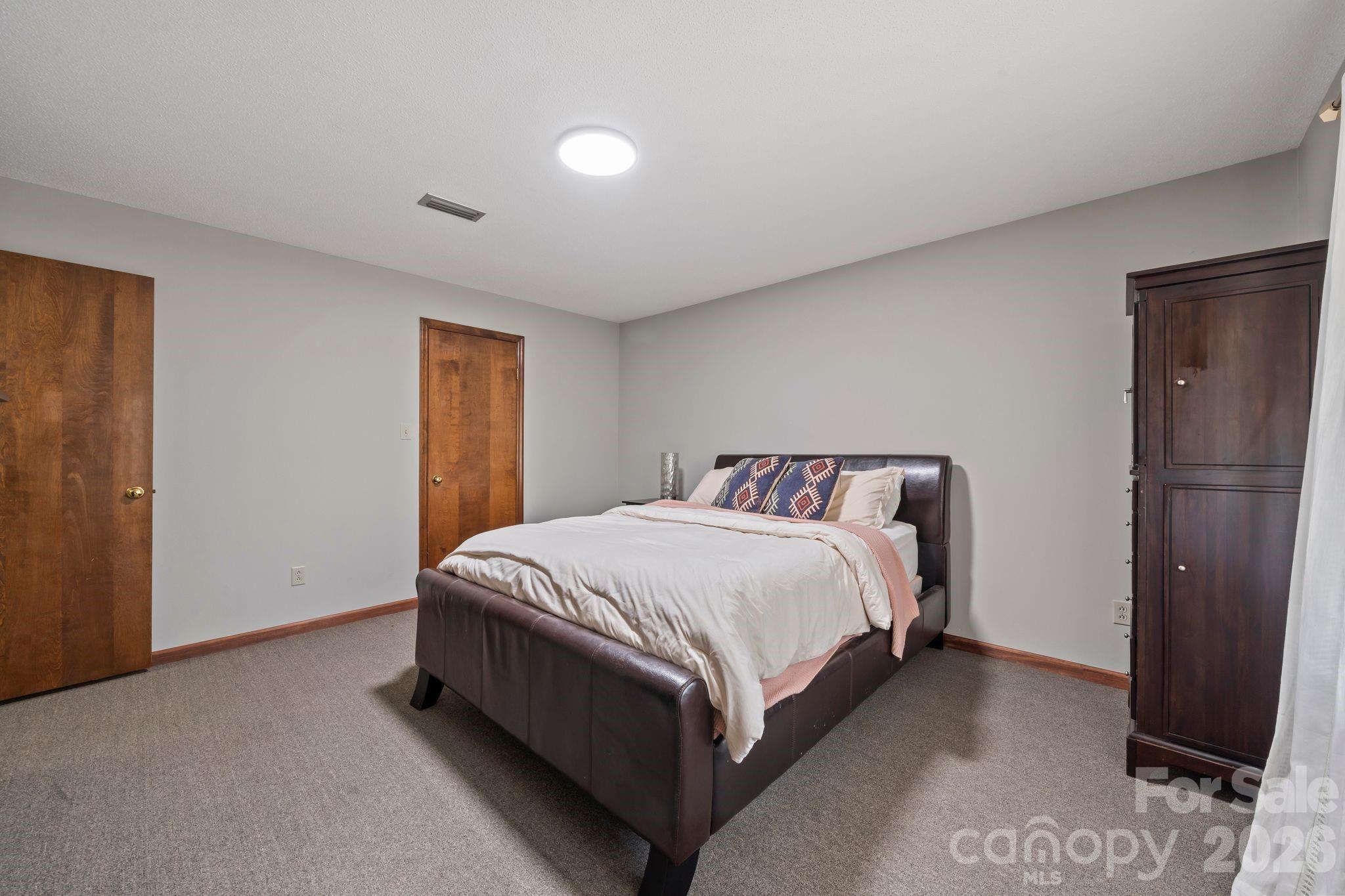 350 21st Avenue Drive NW Hickory NC 28601